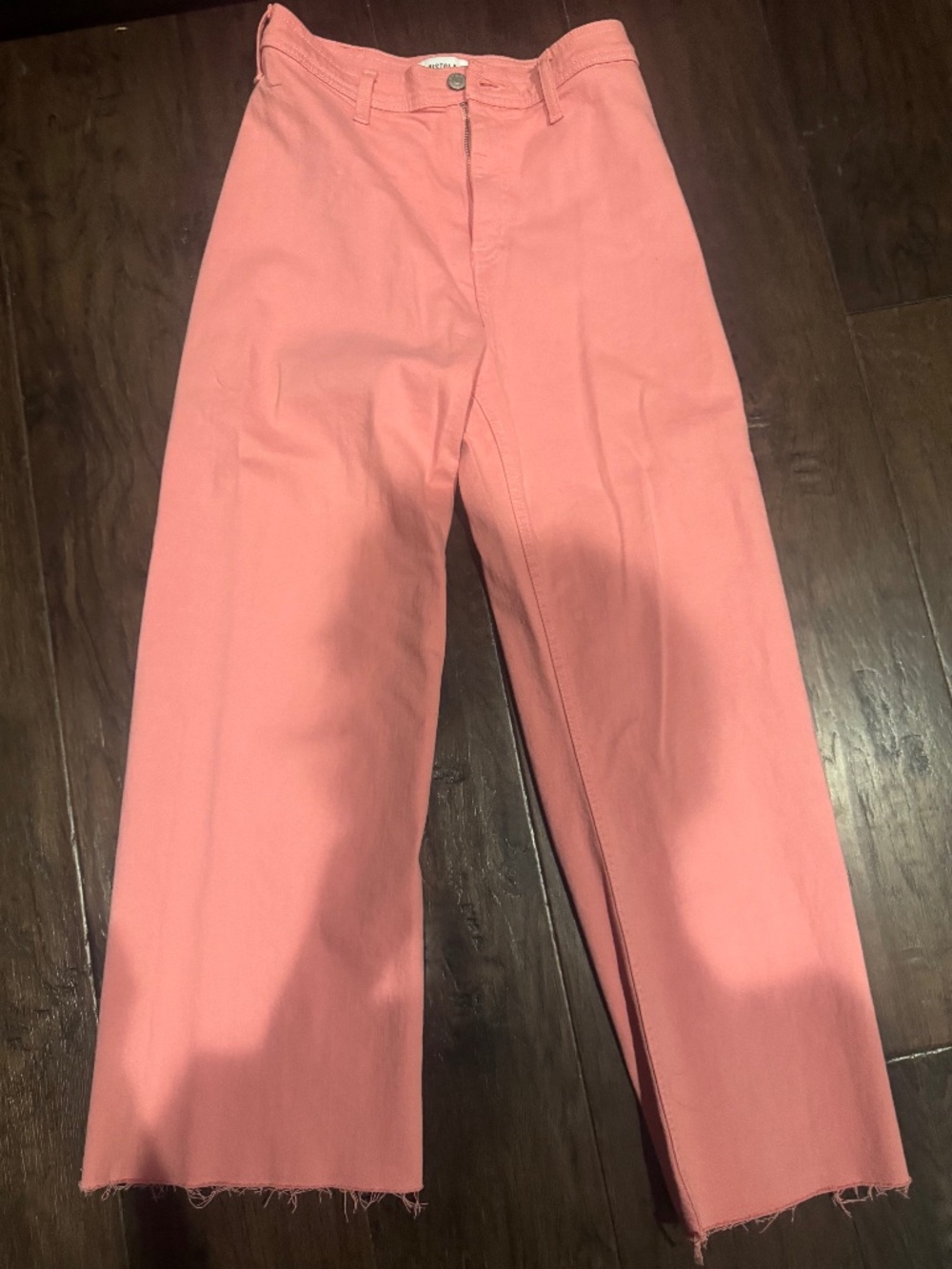 Pistola penny crop high rise in a coral rose color